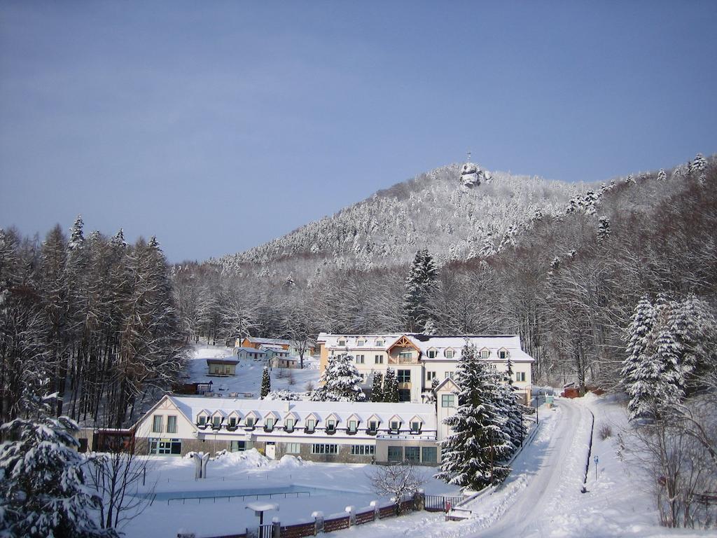 Horsky Hotel Remata Raztocno Exterior foto